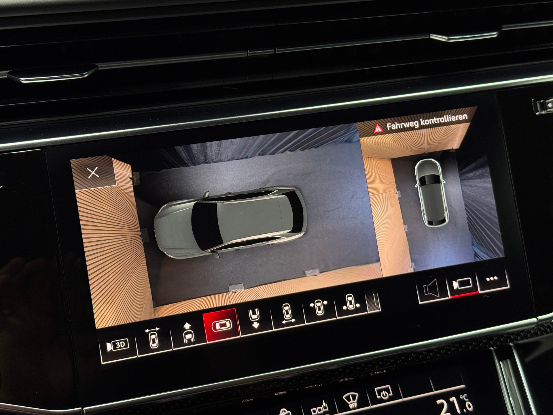 AUDI SQ8 50 TDI quattro tiptronic - *ab CHF 639.-/ Monat*-image-18