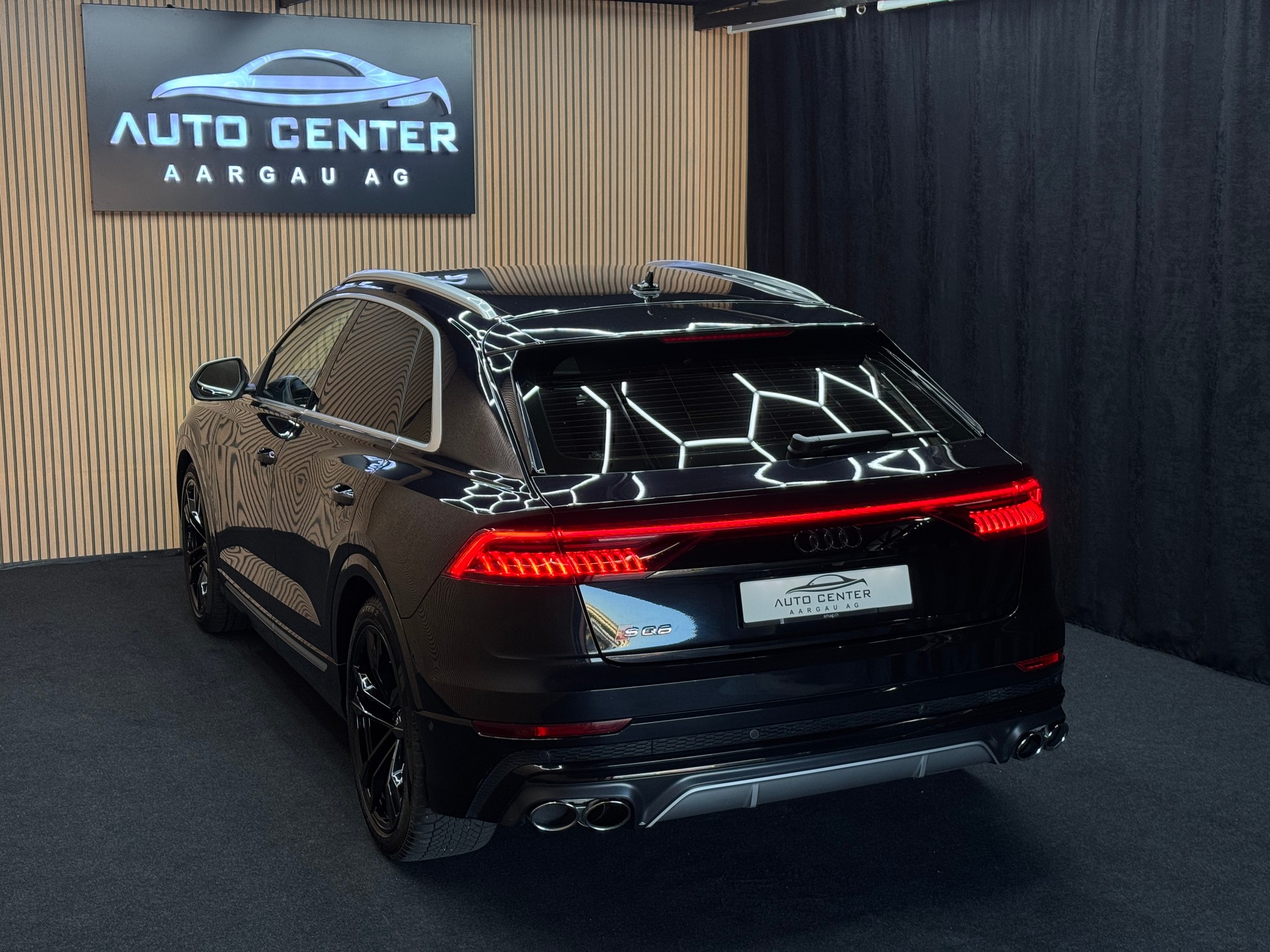 AUDI SQ8 50 TDI quattro tiptronic - *ab CHF 639.-/ Monat*-image-4