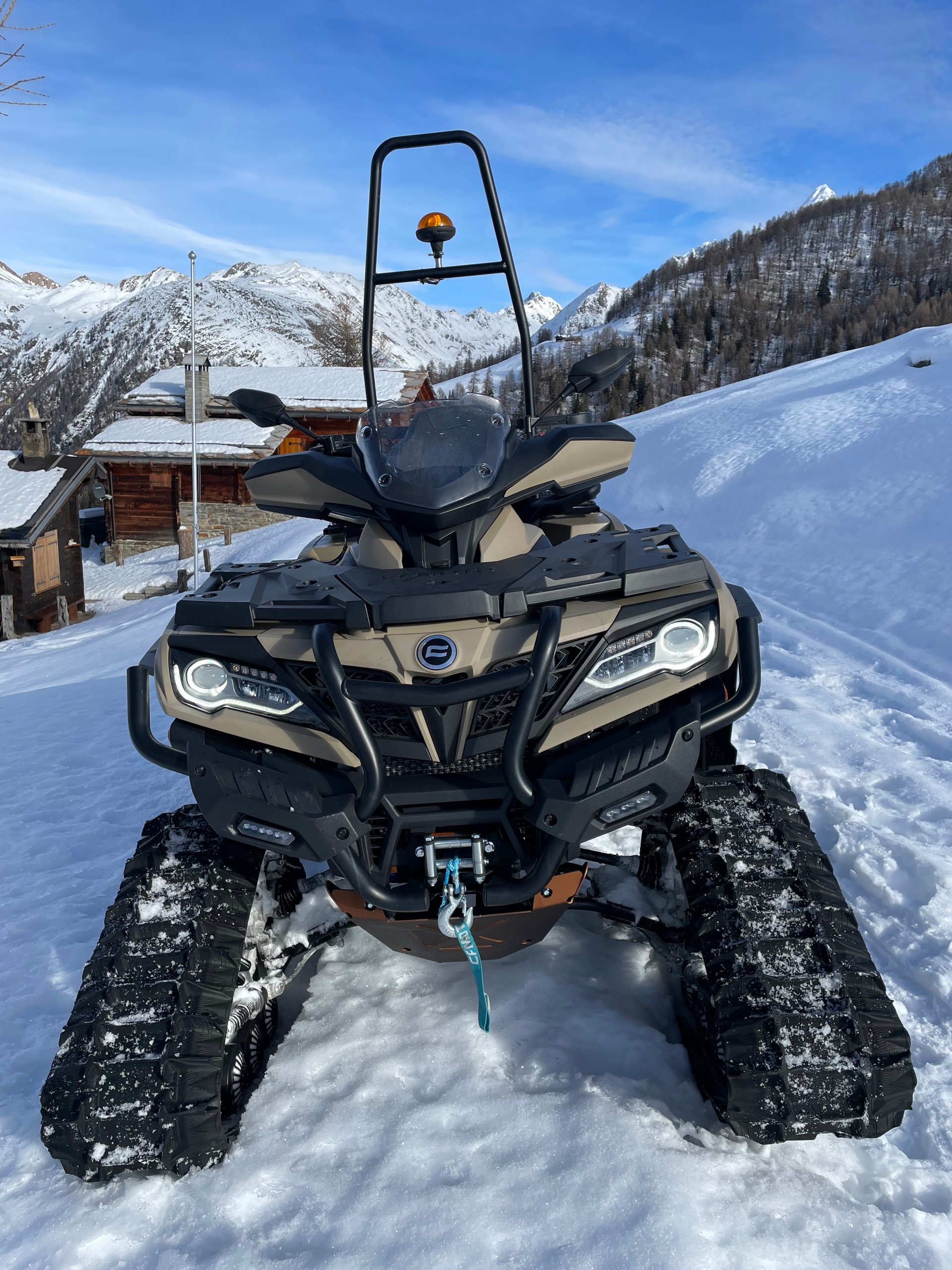 CF MOTO CFORCE 1000-showroom-element-3
