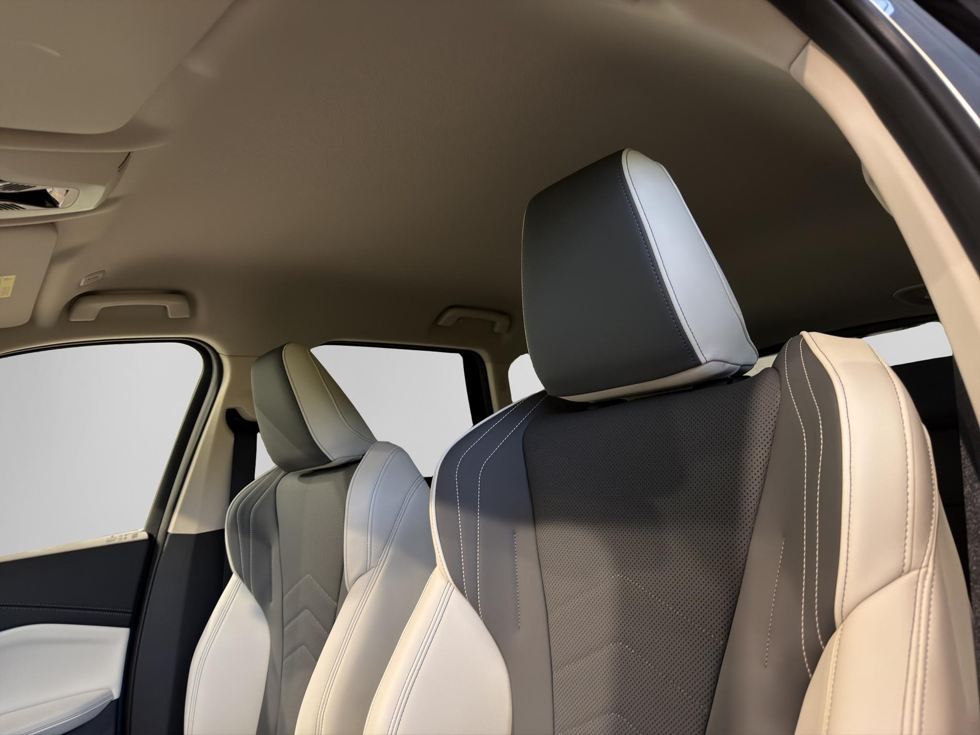 BMW X1 30e xDrive xLine-image-12