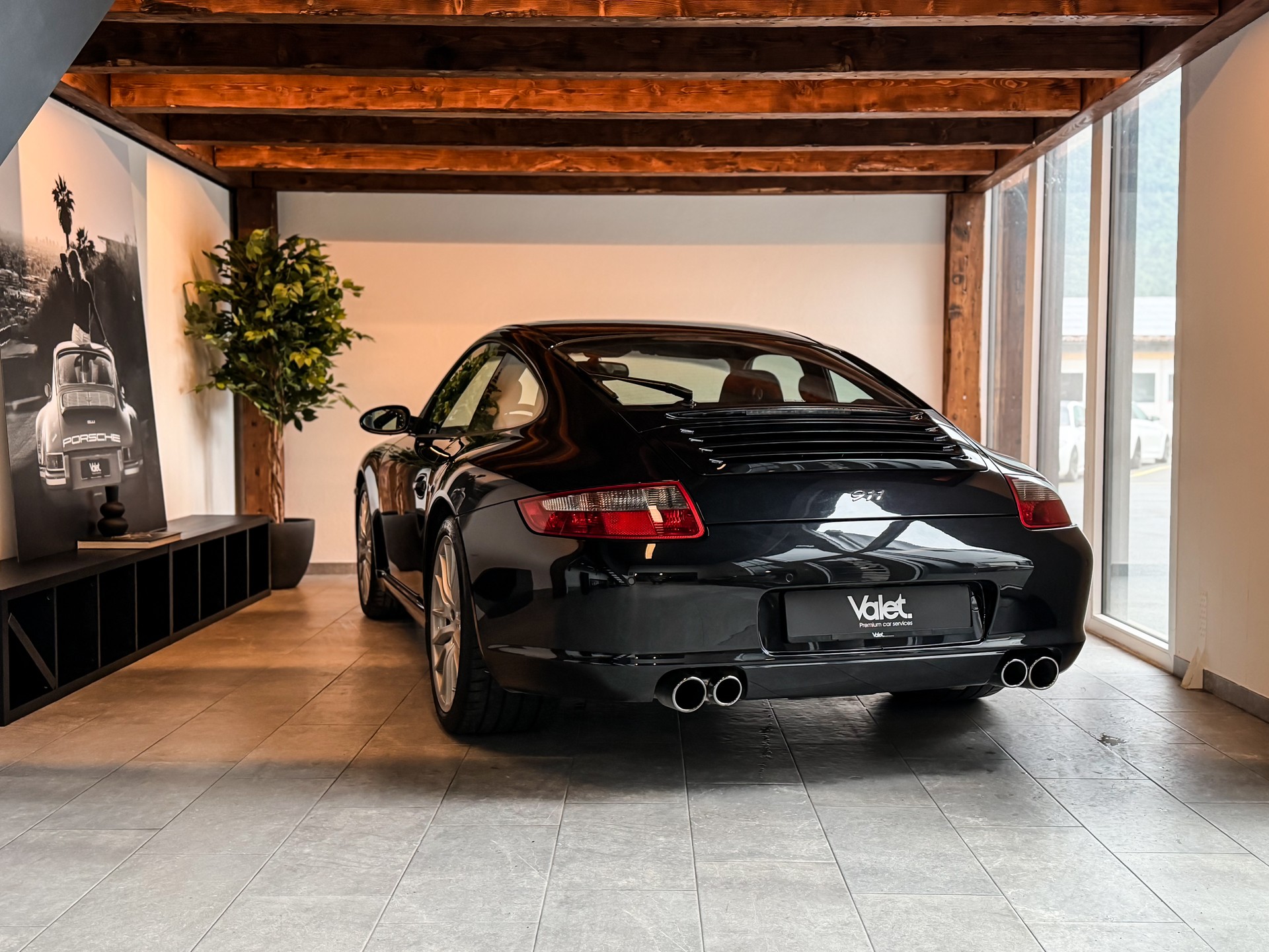 PORSCHE 911 Carrera S-image-4