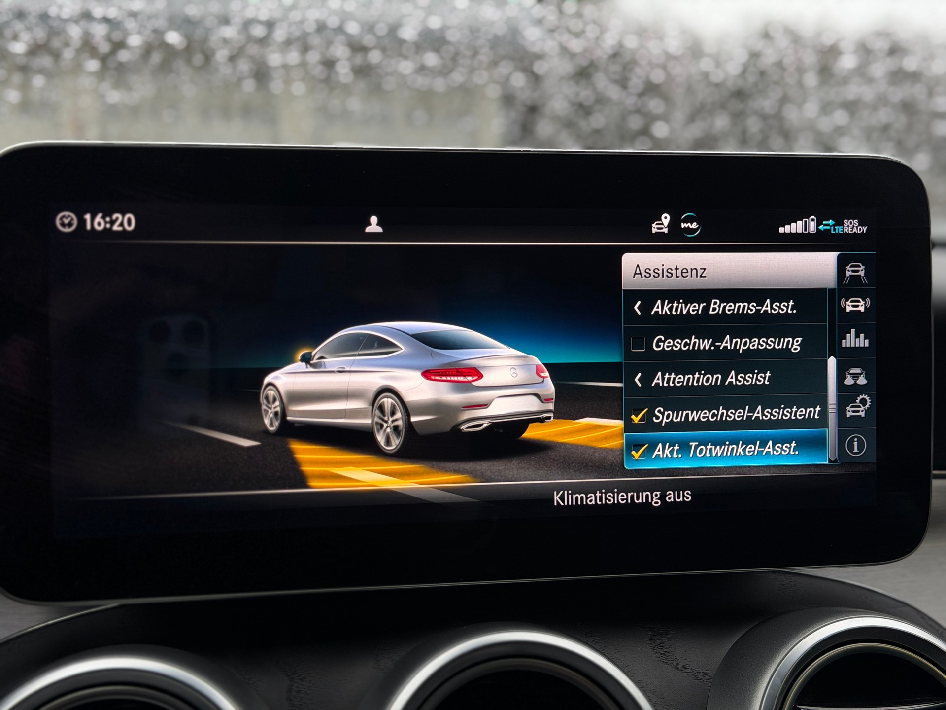 MERCEDES-BENZ C 200 Coupé 4Matic AMG Line 9G-Tronic-image-22