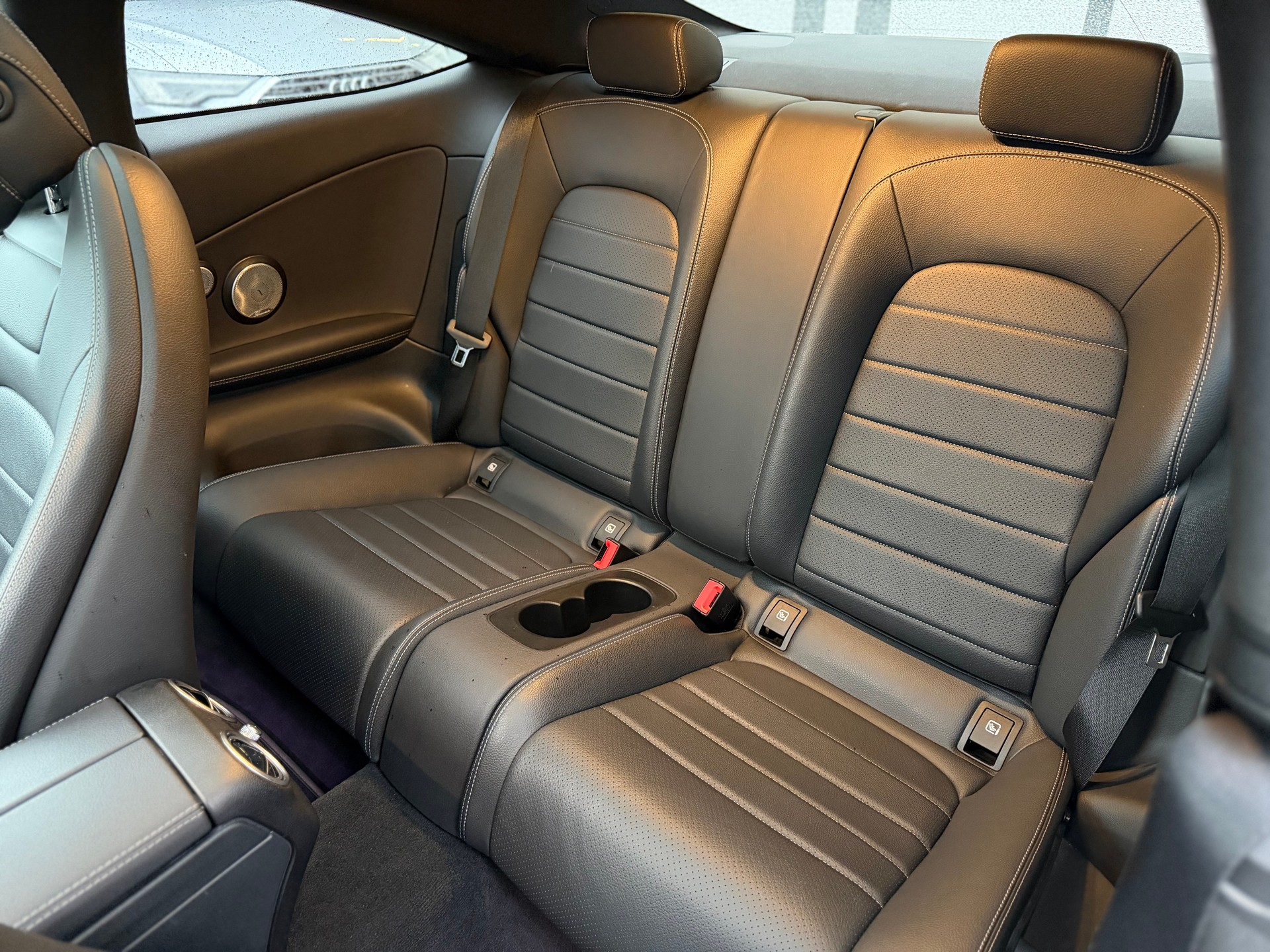 MERCEDES-BENZ C 200 Coupé 4Matic AMG Line 9G-Tronic-image-10