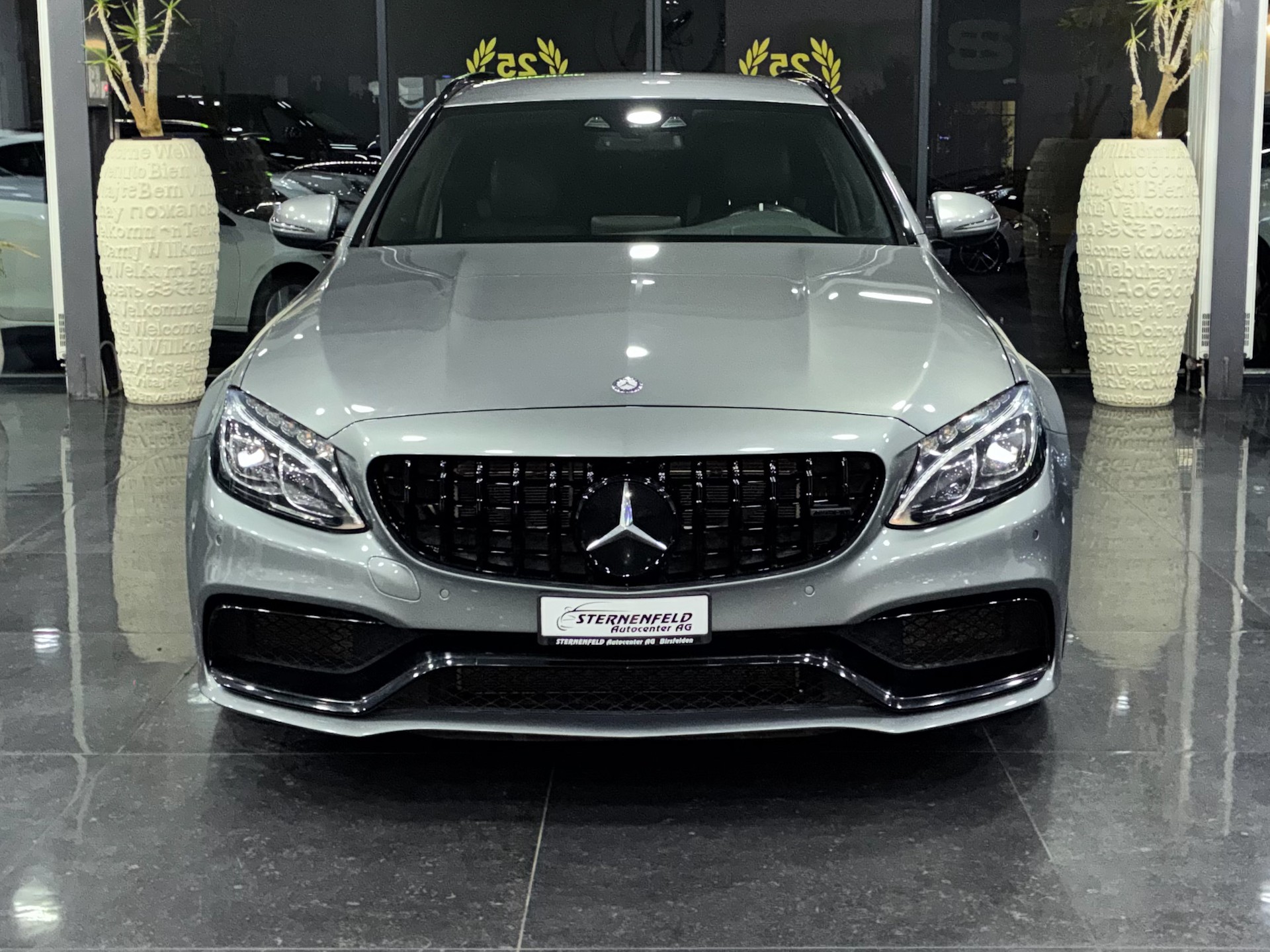 MERCEDES-BENZ C 63 S AMG Speedshift-image-1