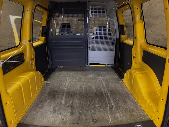 VW VW VW Caddy 2.0 TDI 4Motion-image-10