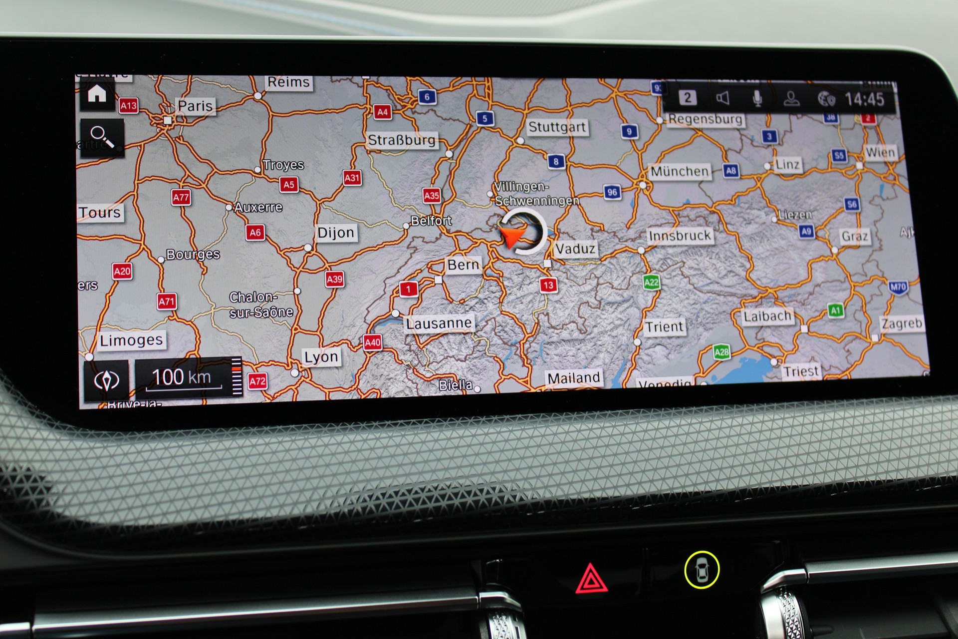 BMW M235i Gran Coupé xDrive-image-11