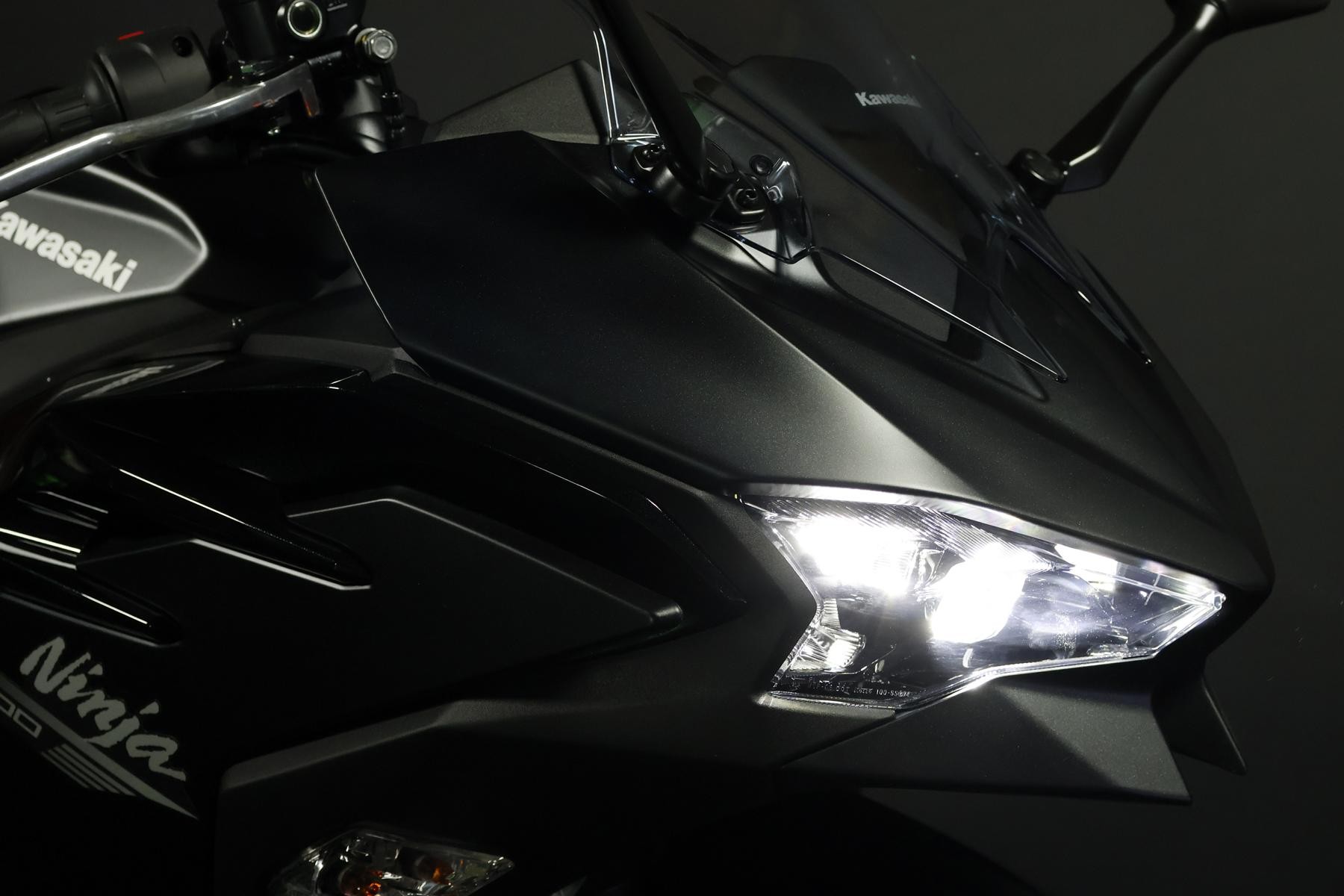 KAWASAKI Ninja 500 Black Edition-image-4