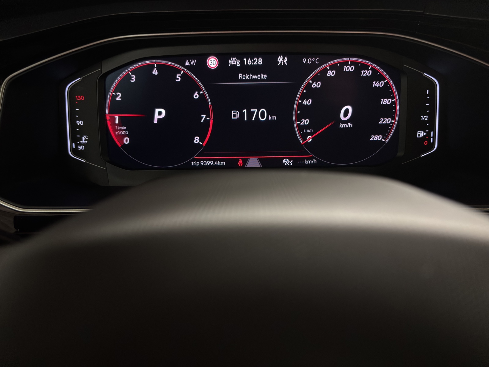 VW Polo 2.0 TSI GTI DSG-image-11