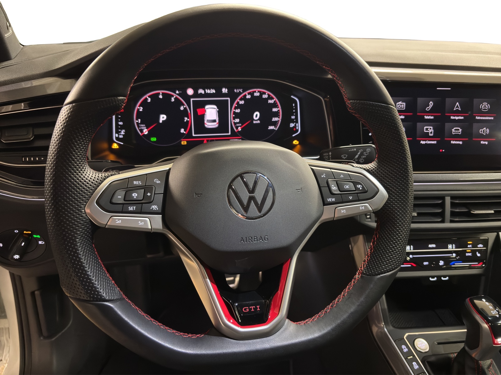 VW Polo 2.0 TSI GTI DSG-image-6