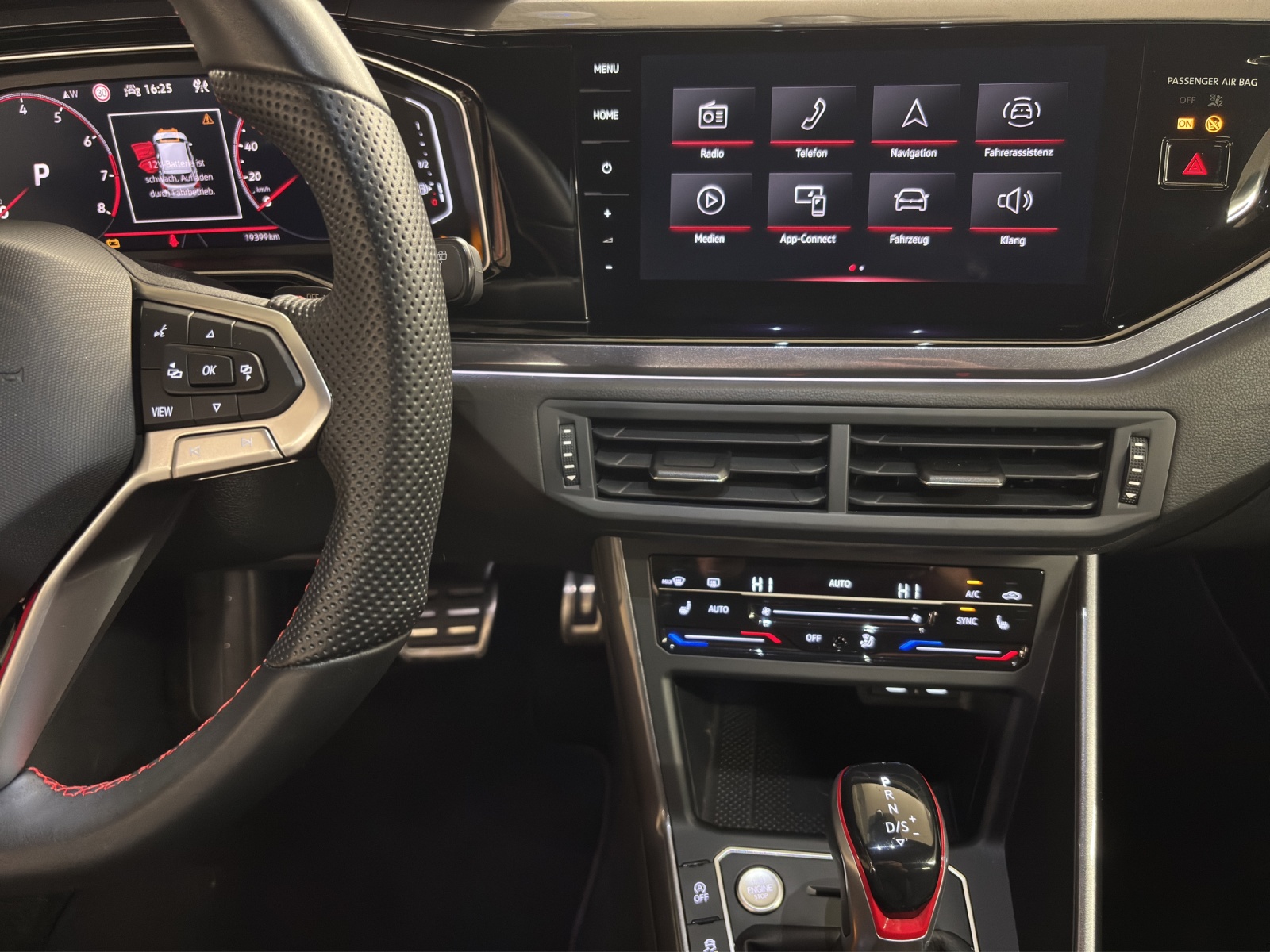 VW Polo 2.0 TSI GTI DSG-image-8