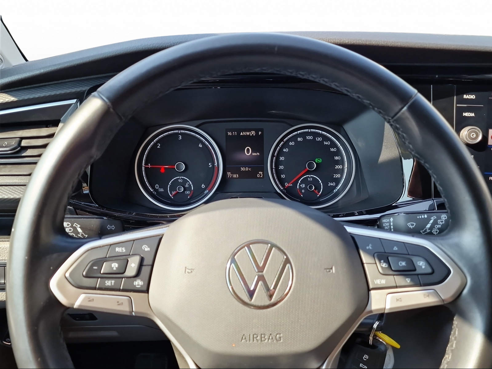 VW T6.1 Caravelle 2.0 TDI Comfortline 4Motion DSG LWB-image-4