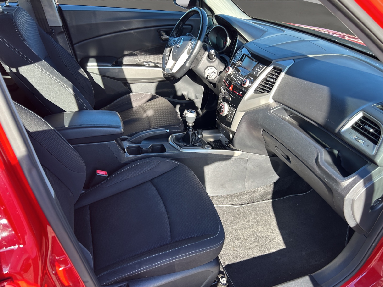 KGM-SsangYong Tivoli 1.6 e-XGi Cityscape 2WD-image-11