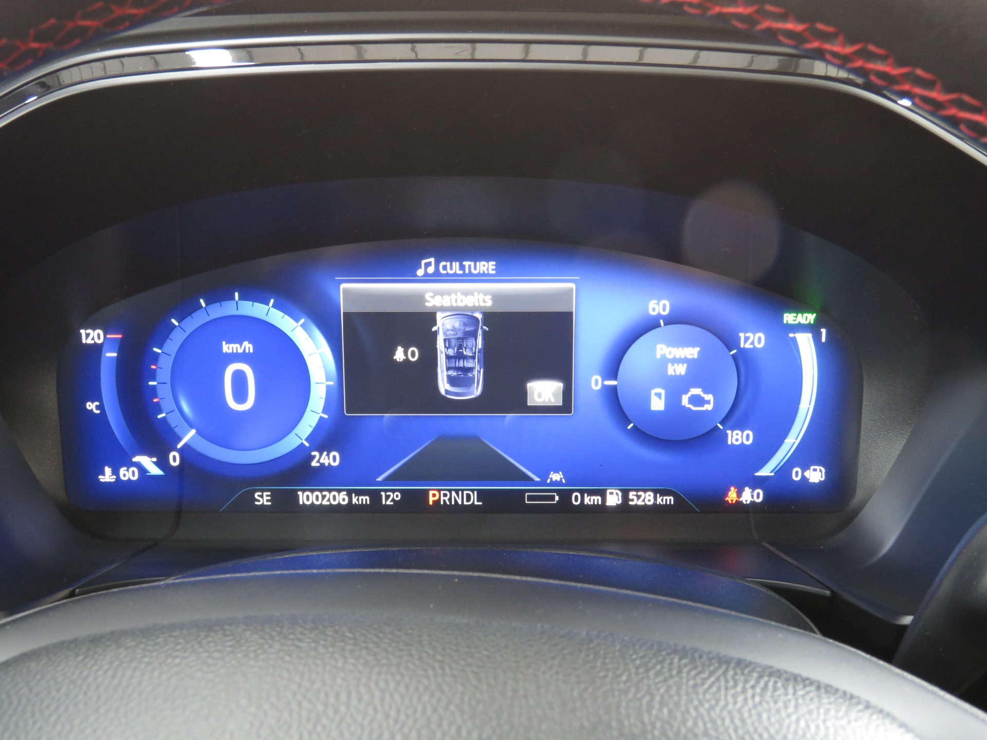 FORD Kuga 2.5 PHEV ST-Line 2WD-image-19