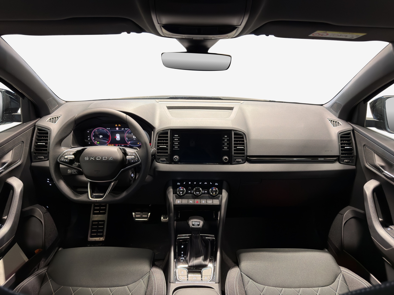 SKODA Karoq 2.0 TSI SportLine 4x4 DSG-image-8