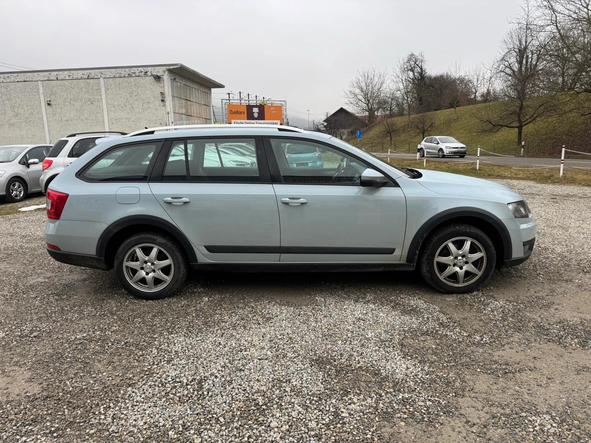 SKODA Octavia Combi 2.0 TDI Scout 4x4 DSG-image-7