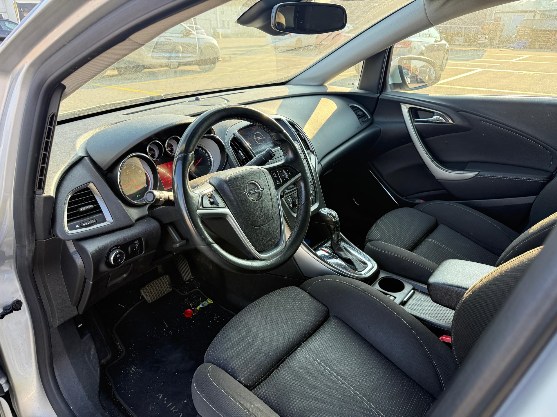 OPEL Astra 1.4i-image-7