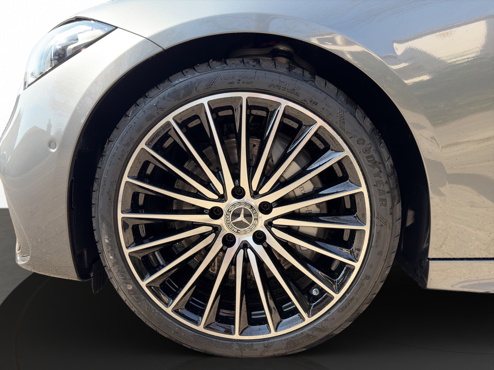 Image MERCEDES-BENZ C-220 C 220 d T 4 Matic Swiss Star