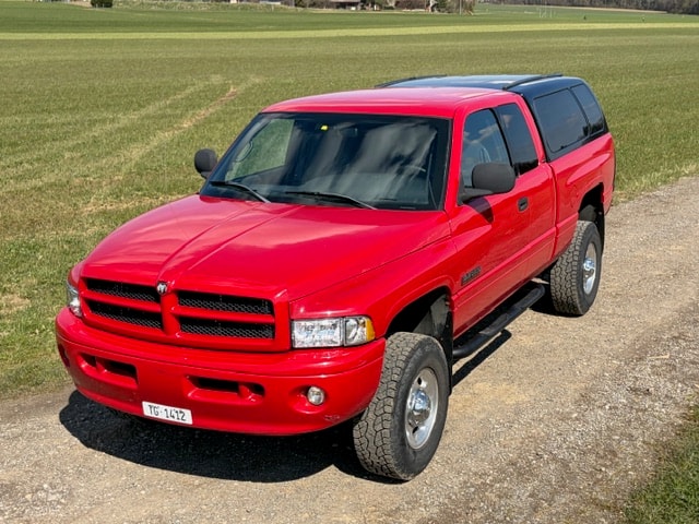 DODGE 2500 HD Cummins 5.9 Diesel Quad Cab "Sport"