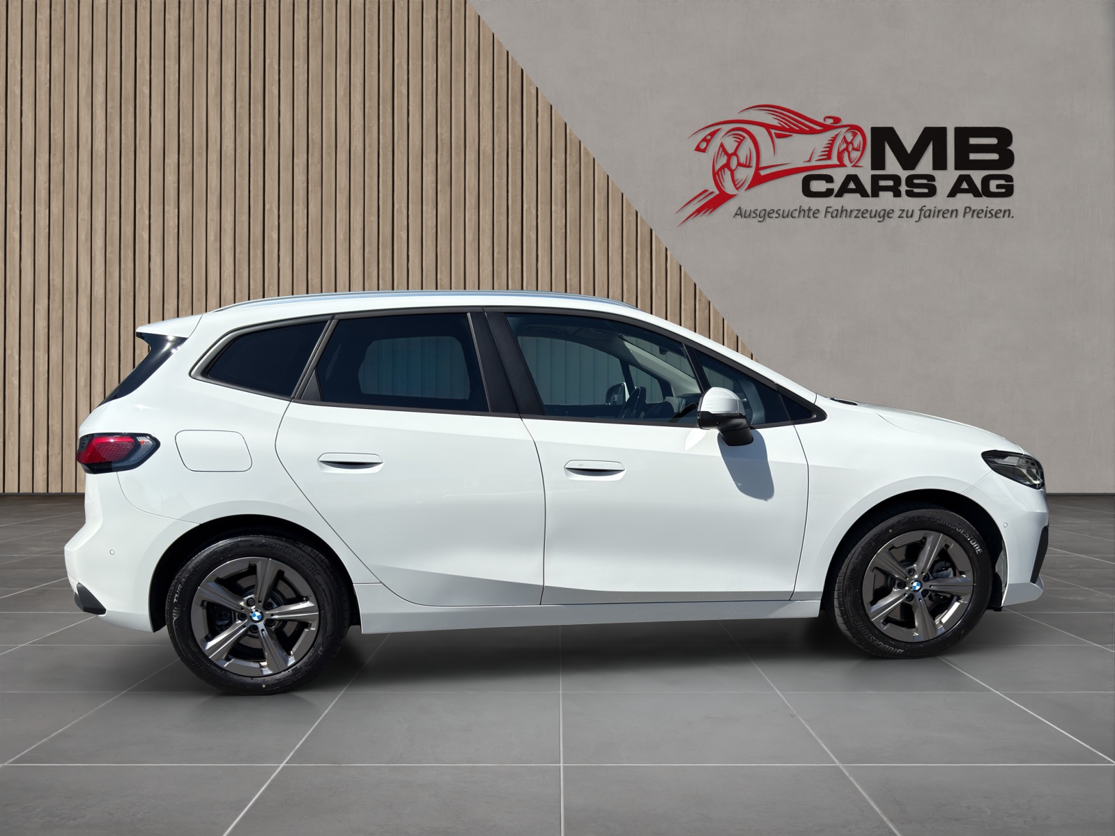 BMW 223d Active Tourer xDrive Luxury line DKG-image-4