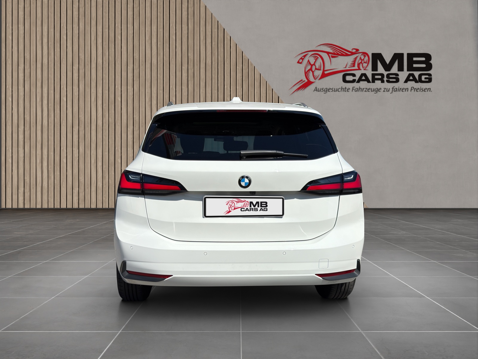 BMW 223d Active Tourer xDrive Luxury line DKG-image-12