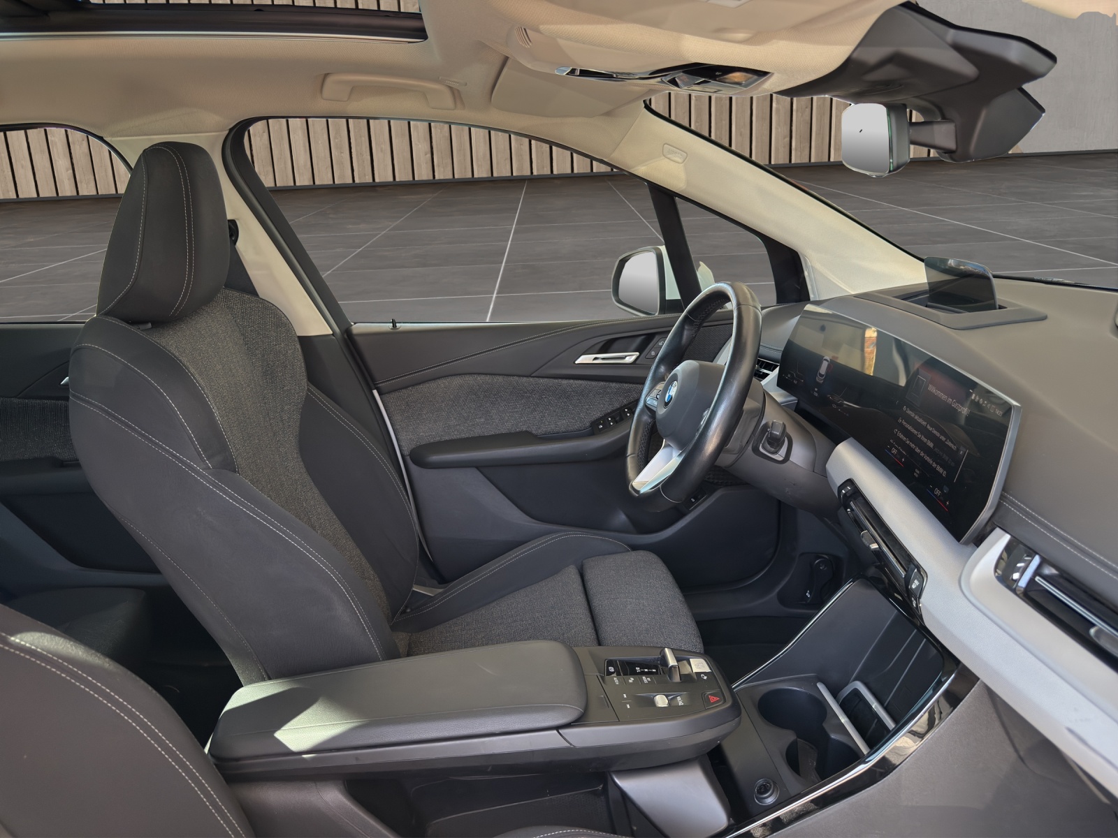 BMW 223d Active Tourer xDrive Luxury line DKG-image-11
