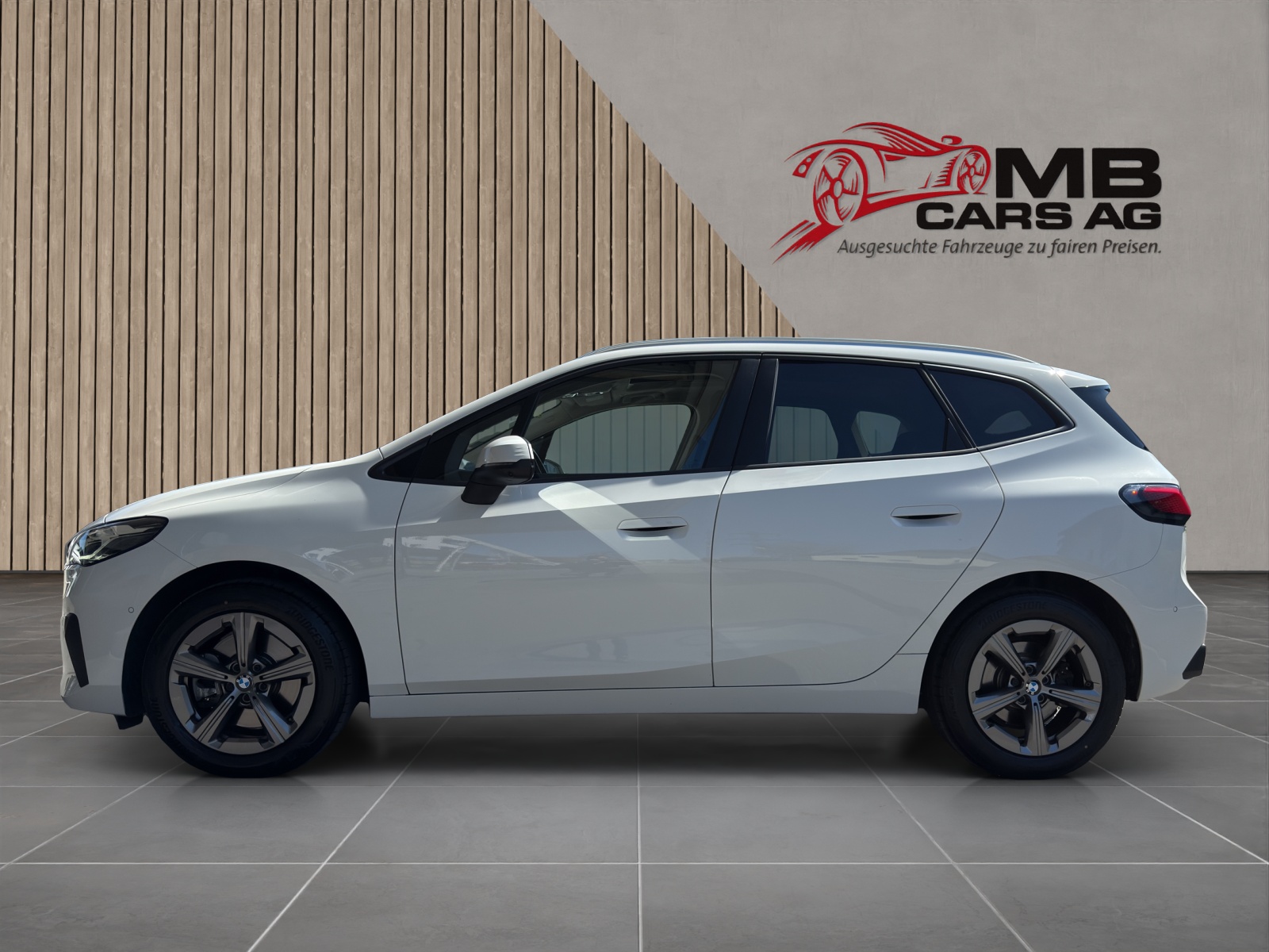 BMW 223d Active Tourer xDrive Luxury line DKG-image-1