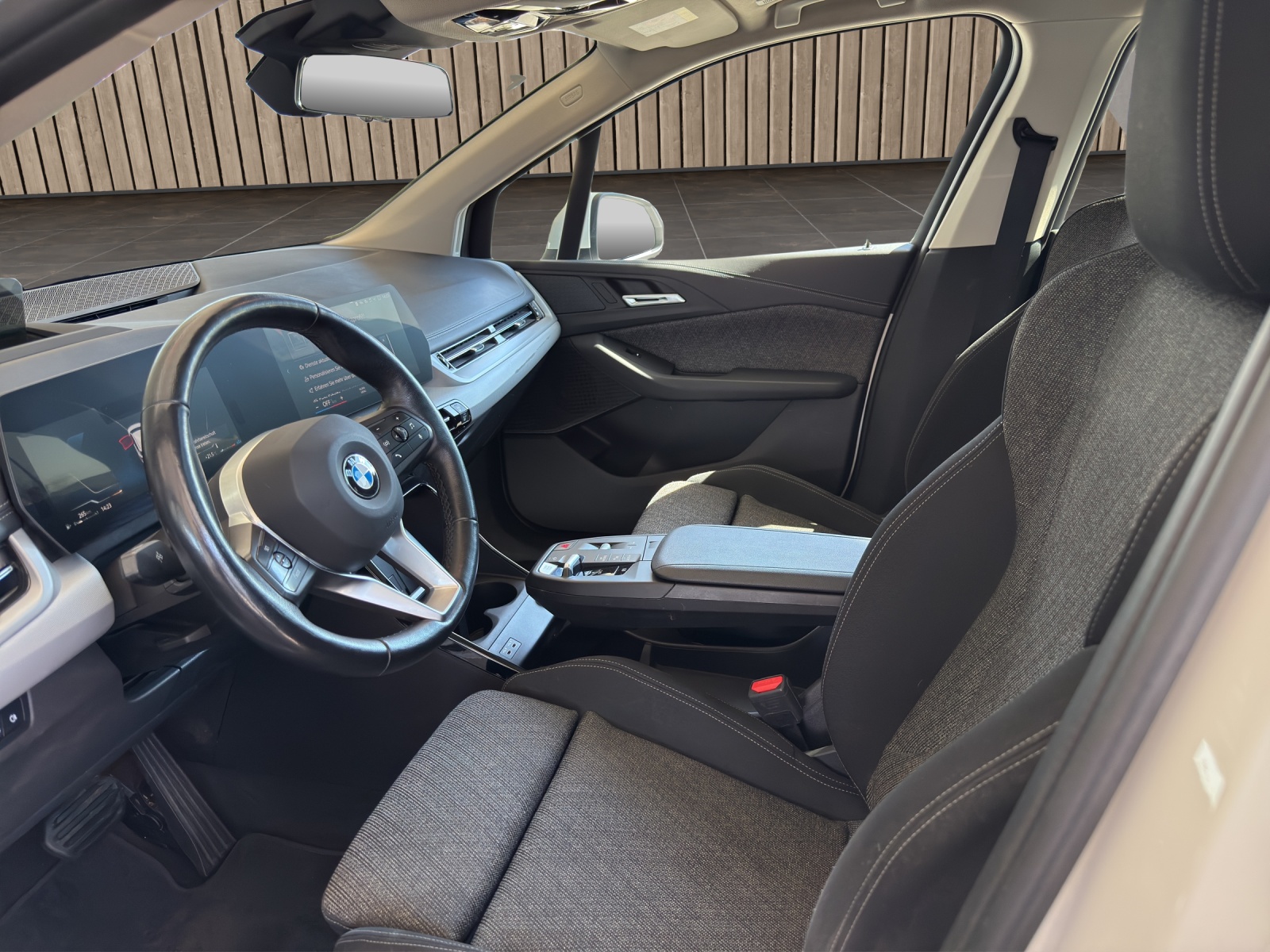 BMW 223d Active Tourer xDrive Luxury line DKG-image-8