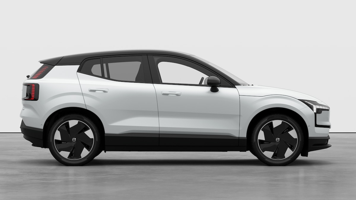 VOLVO EX30 E60 Twin Ultra Performance AWD-image-3