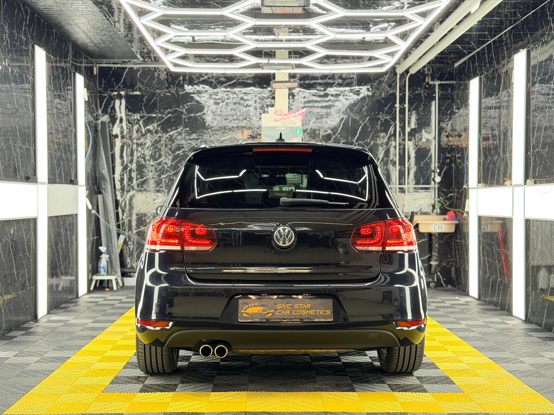 VW Golf 2.0 TDI GT-image-4