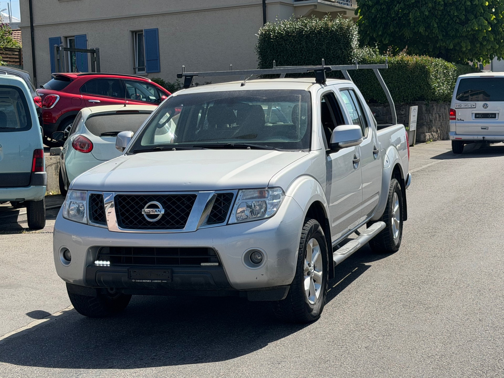 NISSAN Navara Double Cab SE 2.5 dCi 4WD-showroom-element-2