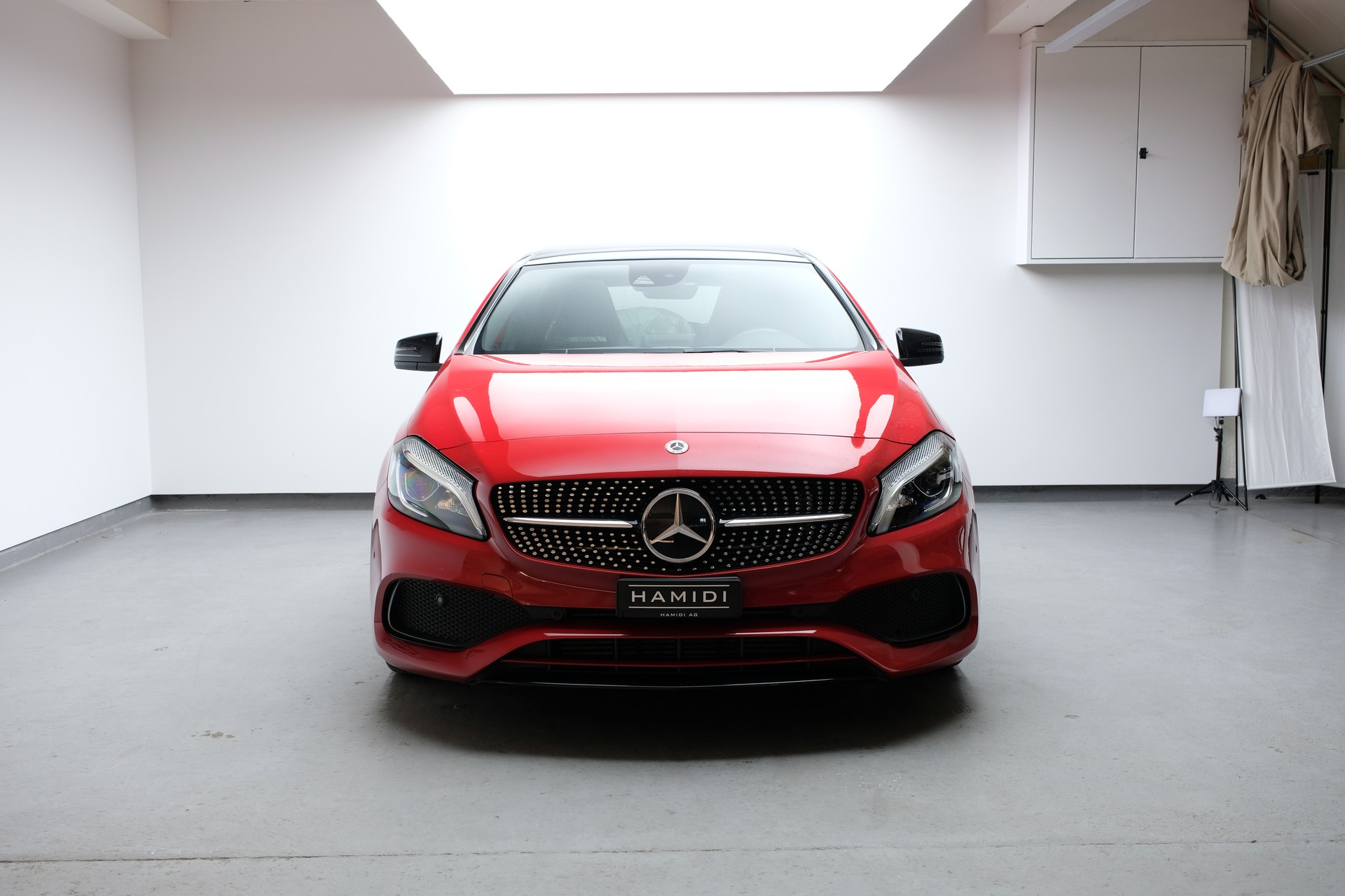 MERCEDES-BENZ A 250 Sport 4Matic 7G-DCT-showroom-element-1
