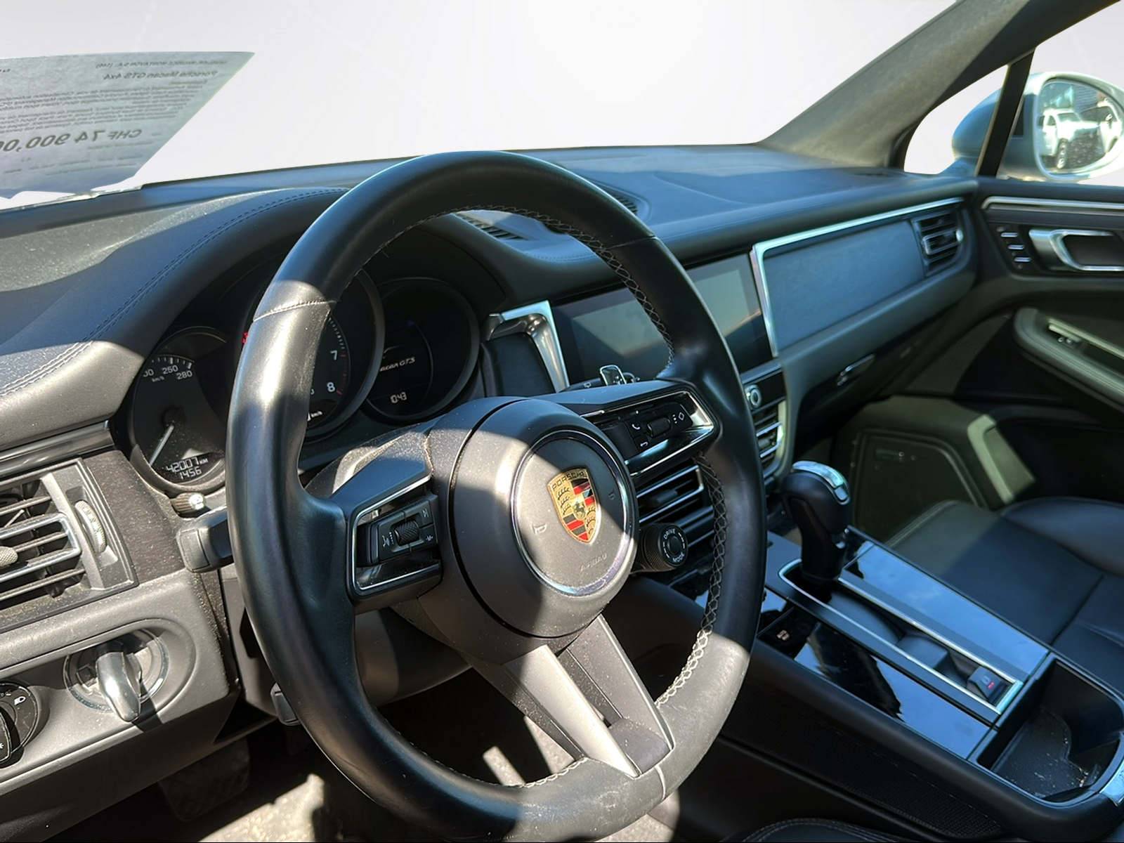 PORSCHE Macan GTS PDK-image-2