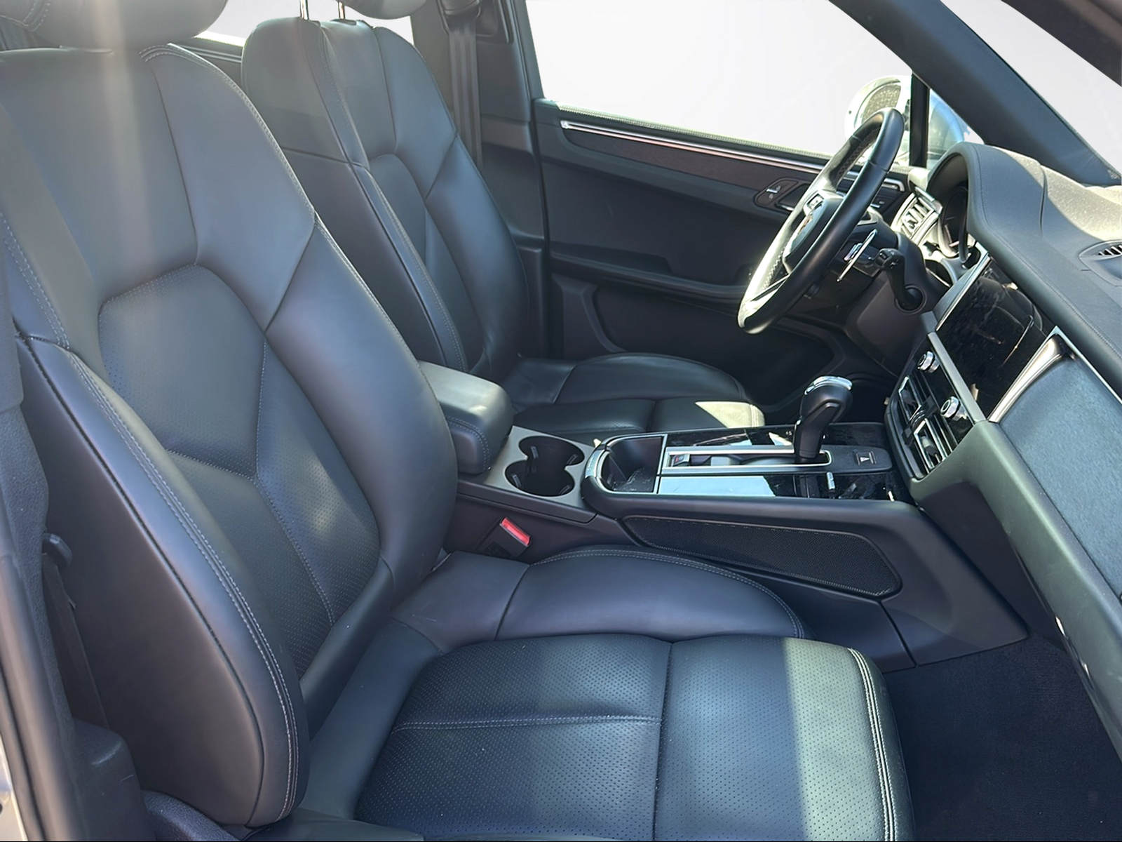 PORSCHE Macan GTS PDK-image-8