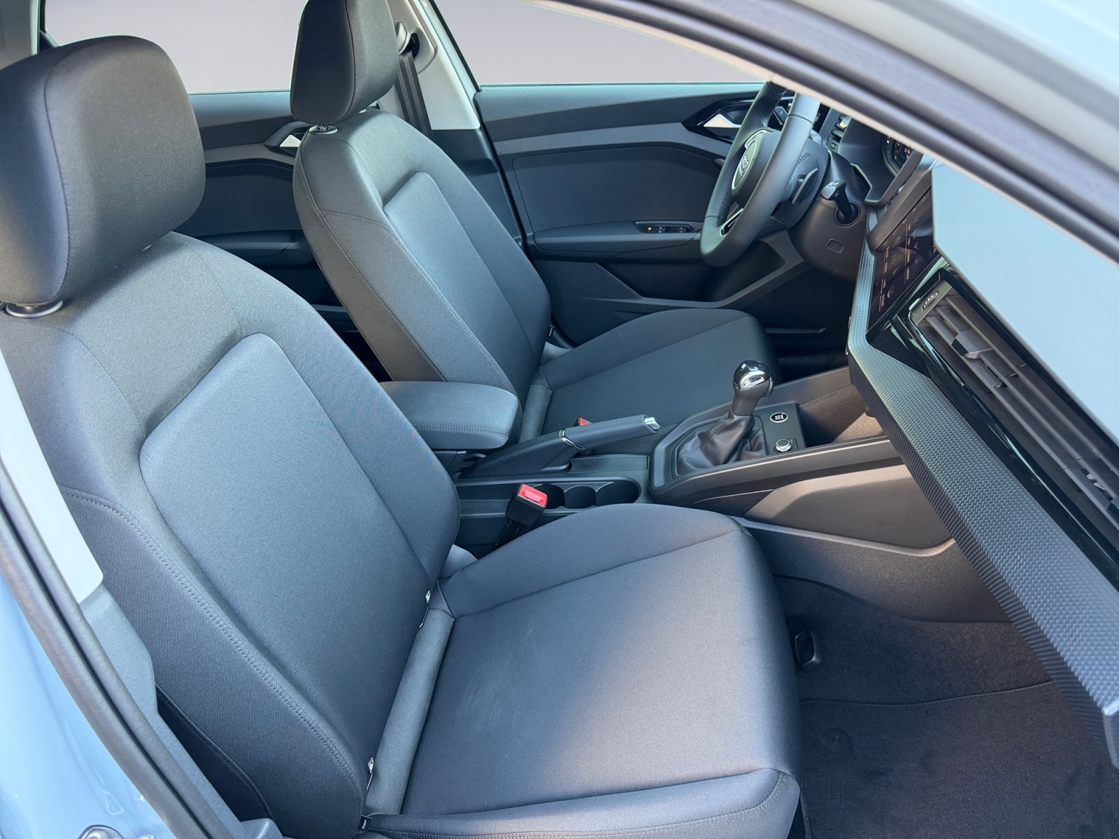 AUDI A1 Sportback 30 TFSI Attraction S-tronic-image-12