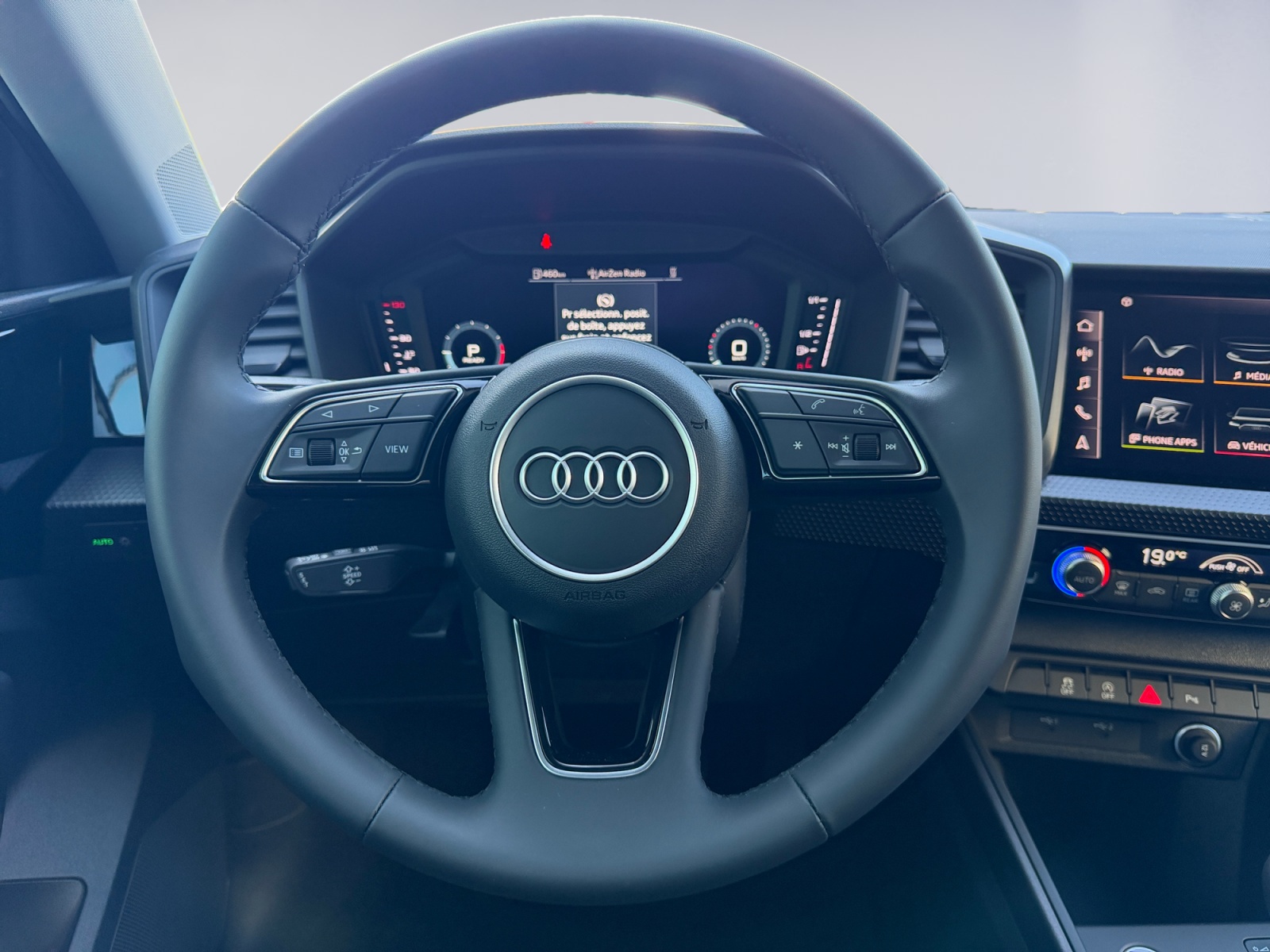 AUDI A1 Sportback 30 TFSI Attraction S-tronic-image-9