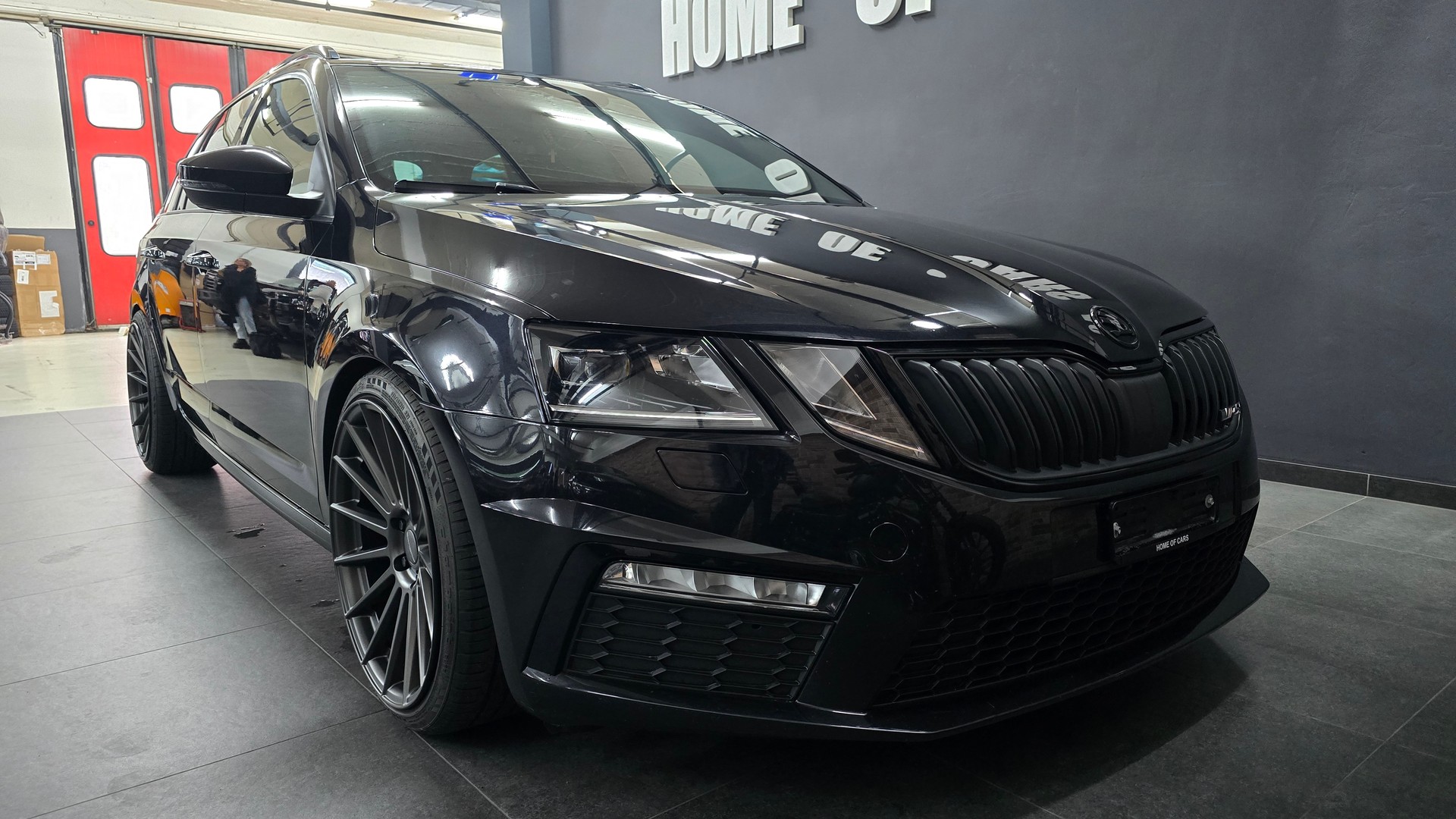 SKODA Octavia Combi 2.0 TDI RS 4x4 DSG-image-14