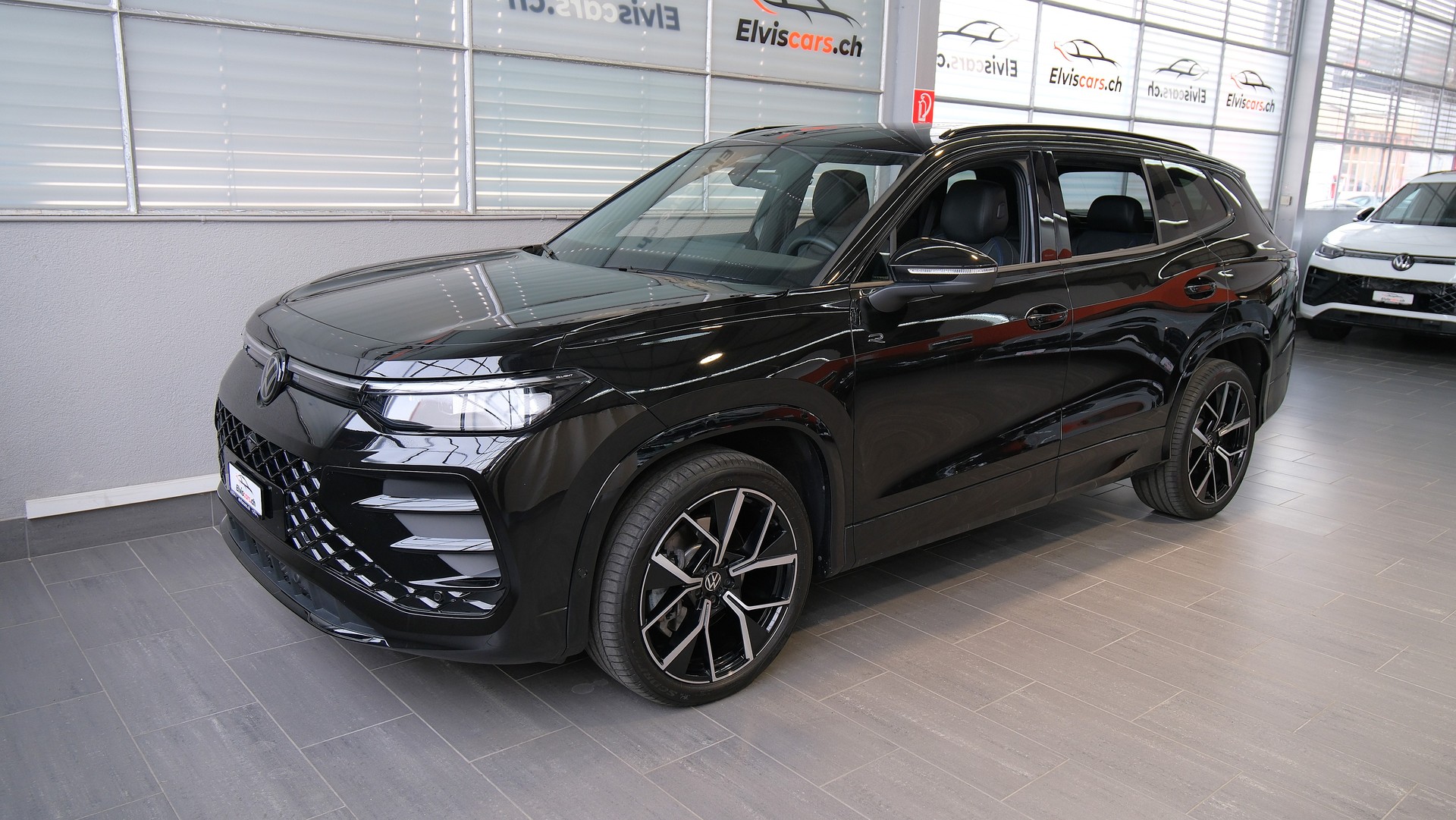 VW Tayron 2.0 TDI SCR R-Line United 4Motion DSG-image-9
