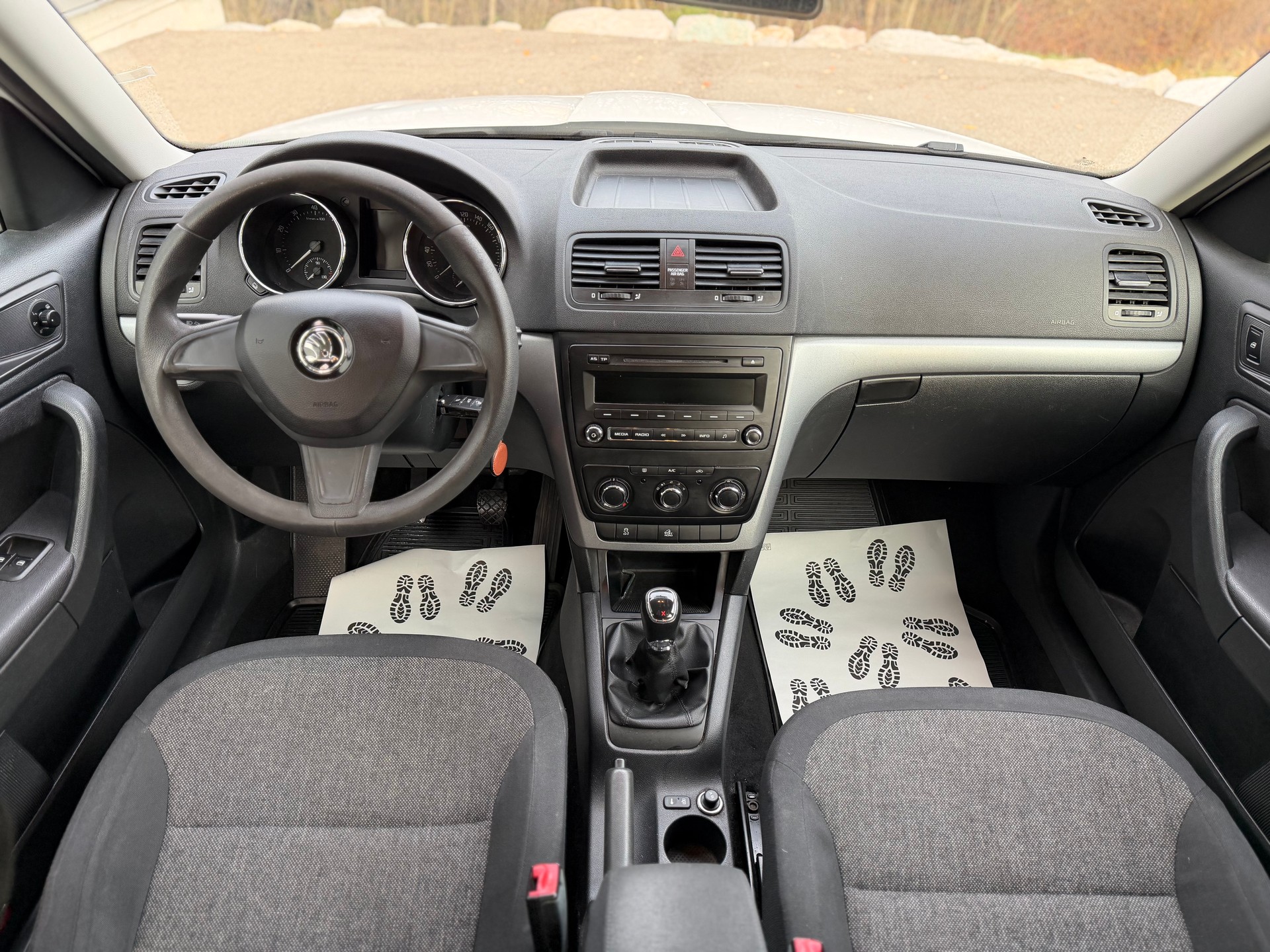 SKODA Yeti 1.8 TSI Ambition 4x4-image-7
