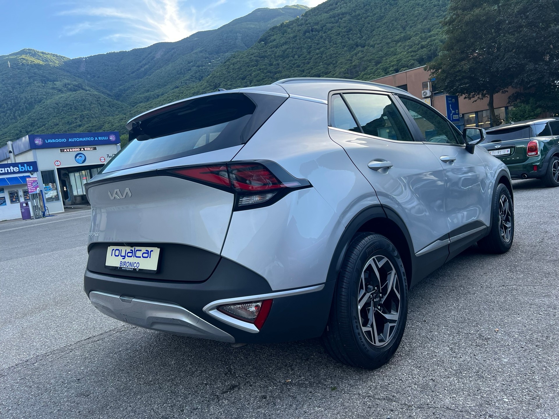 KIA SPORTAGE-image-4