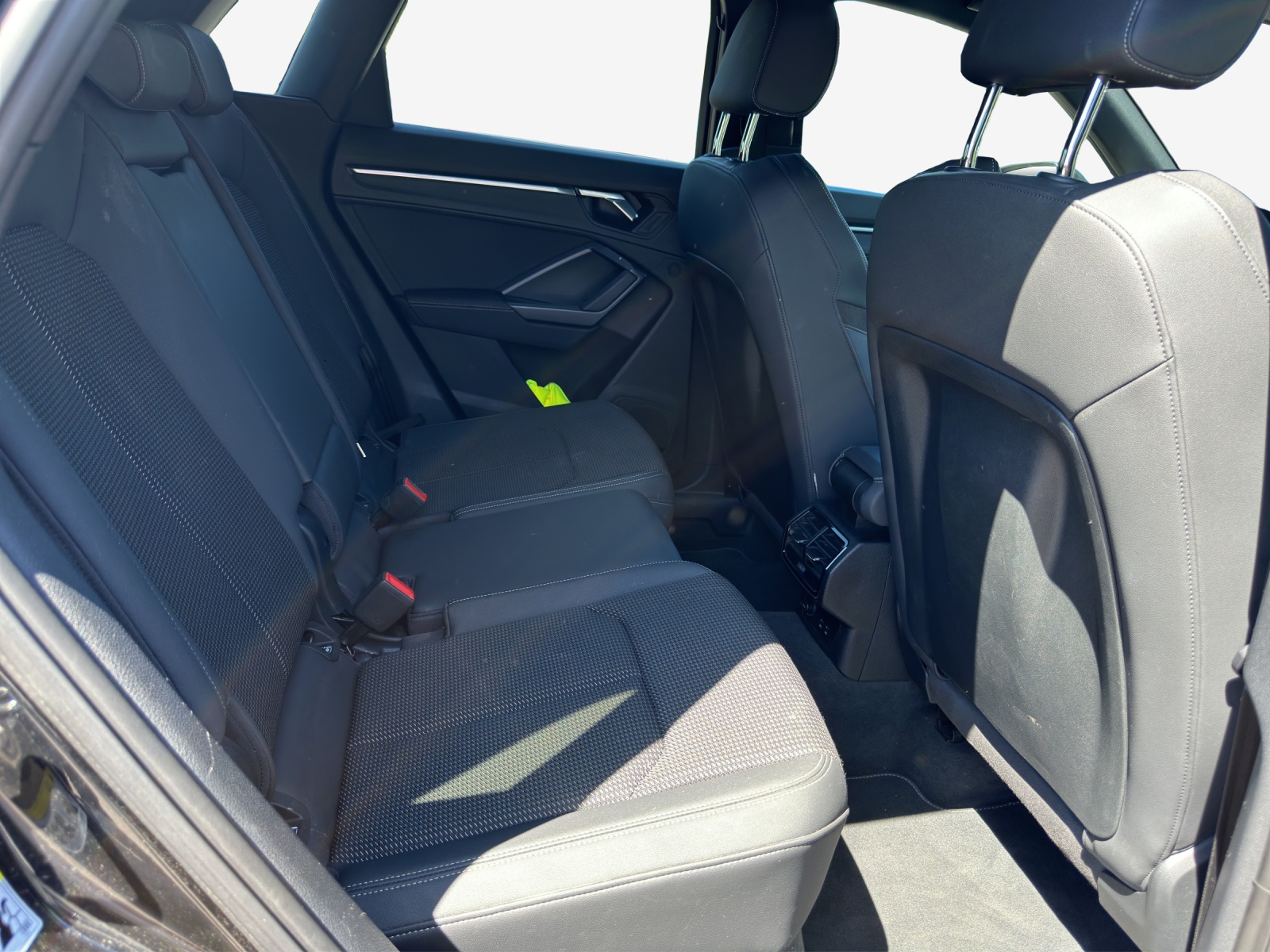 AUDI Q3 35 TFSI S line Attraction S-tronic-image-14