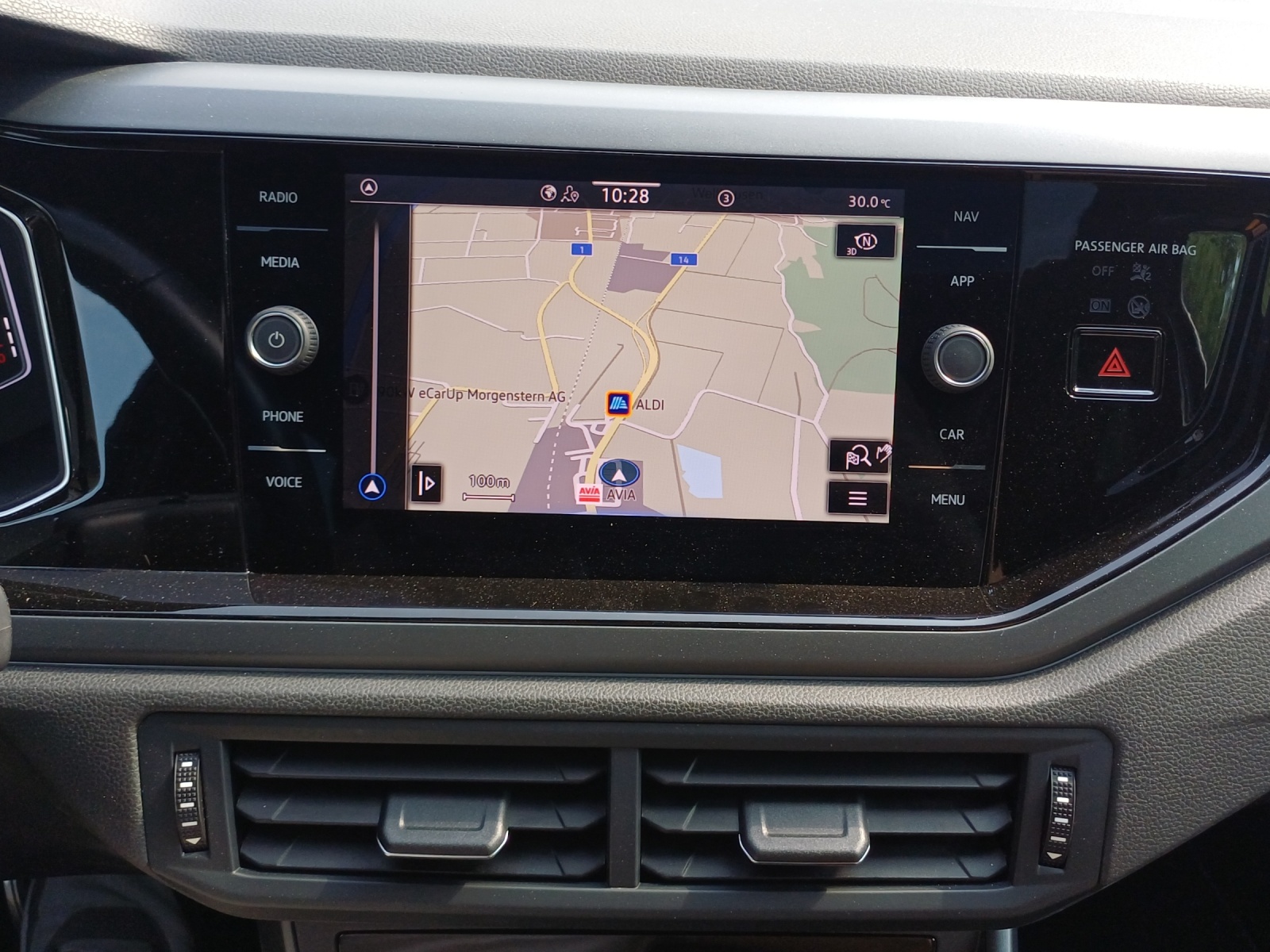 VW Taigo 1.0 TSI R-Line DSG-image-15