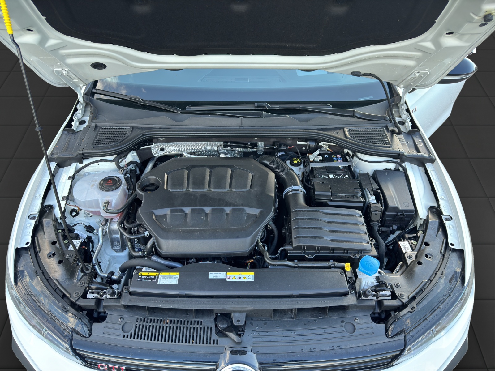 VW Golf 2.0 TSI GTI DSG-image-17