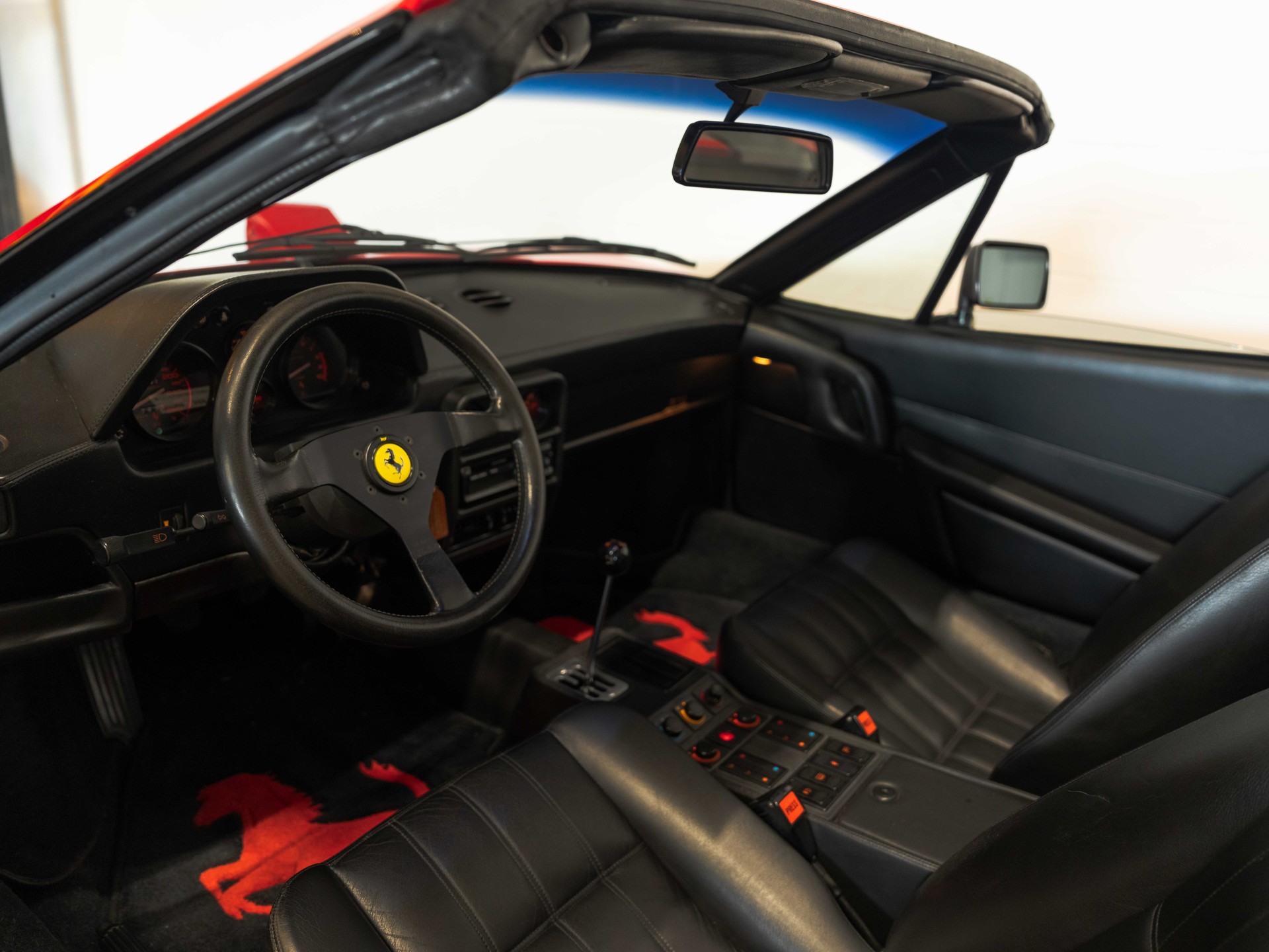 FERRARI 328 GTS-image-9