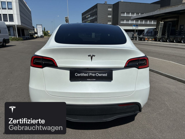 TESLA Model Y Long Range RWD-image-7