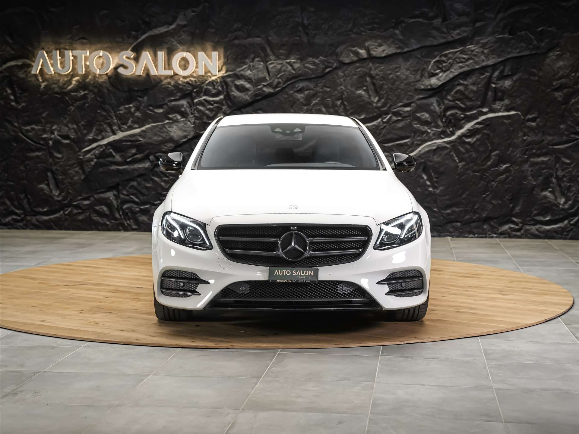 MERCEDES-BENZ E 220 d AMG Line 9G-Tronic *CH-Auto*360° Kamera*Head Up*Burmester*-image-7