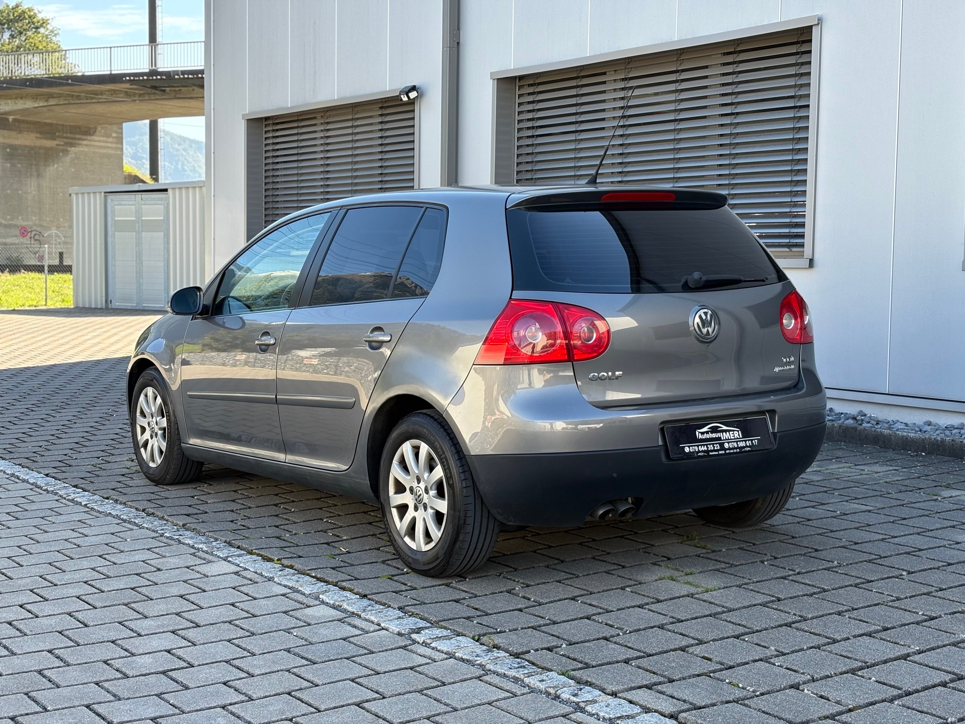 VW Golf 1.9 TDI Comfortline 4Motion-image-6