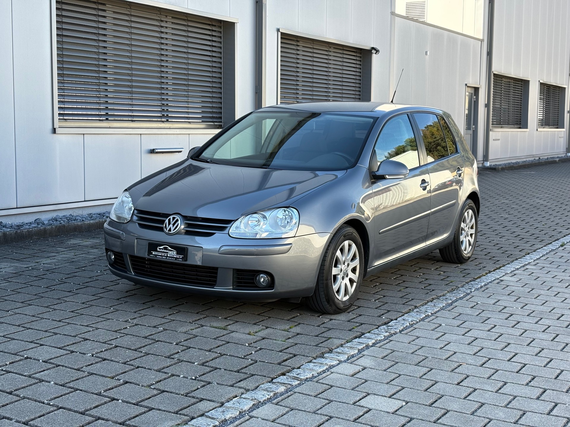 VW Golf 1.9 TDI Comfortline 4Motion-image-0