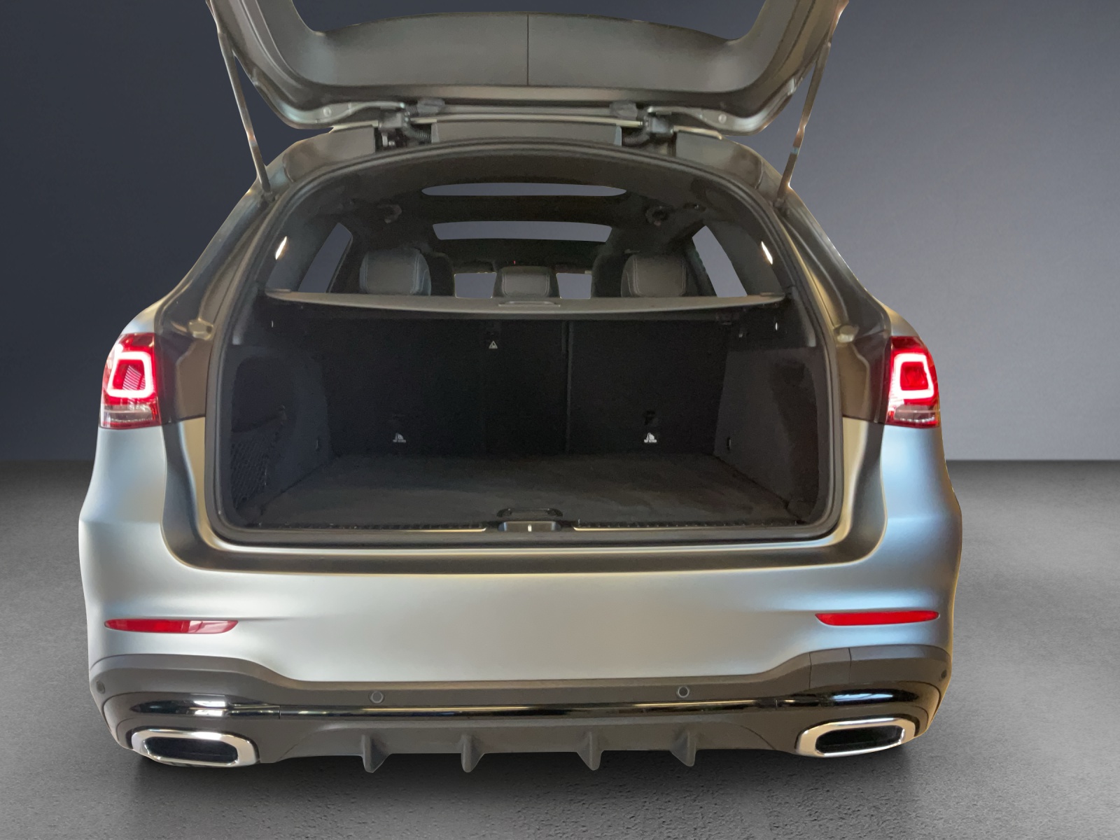 MERCEDES-BENZ GLC 300 d AMG Line 4Matic-image-18