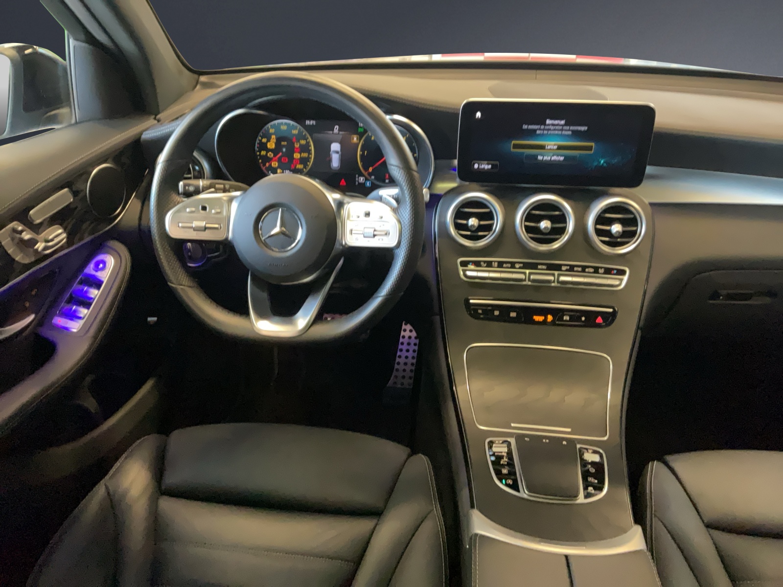 MERCEDES-BENZ GLC 300 d AMG Line 4Matic-image-11