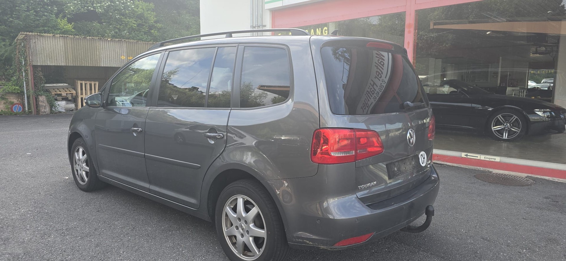 VW Touran 2.0 TDI BMT Comfortline DSG-image-5